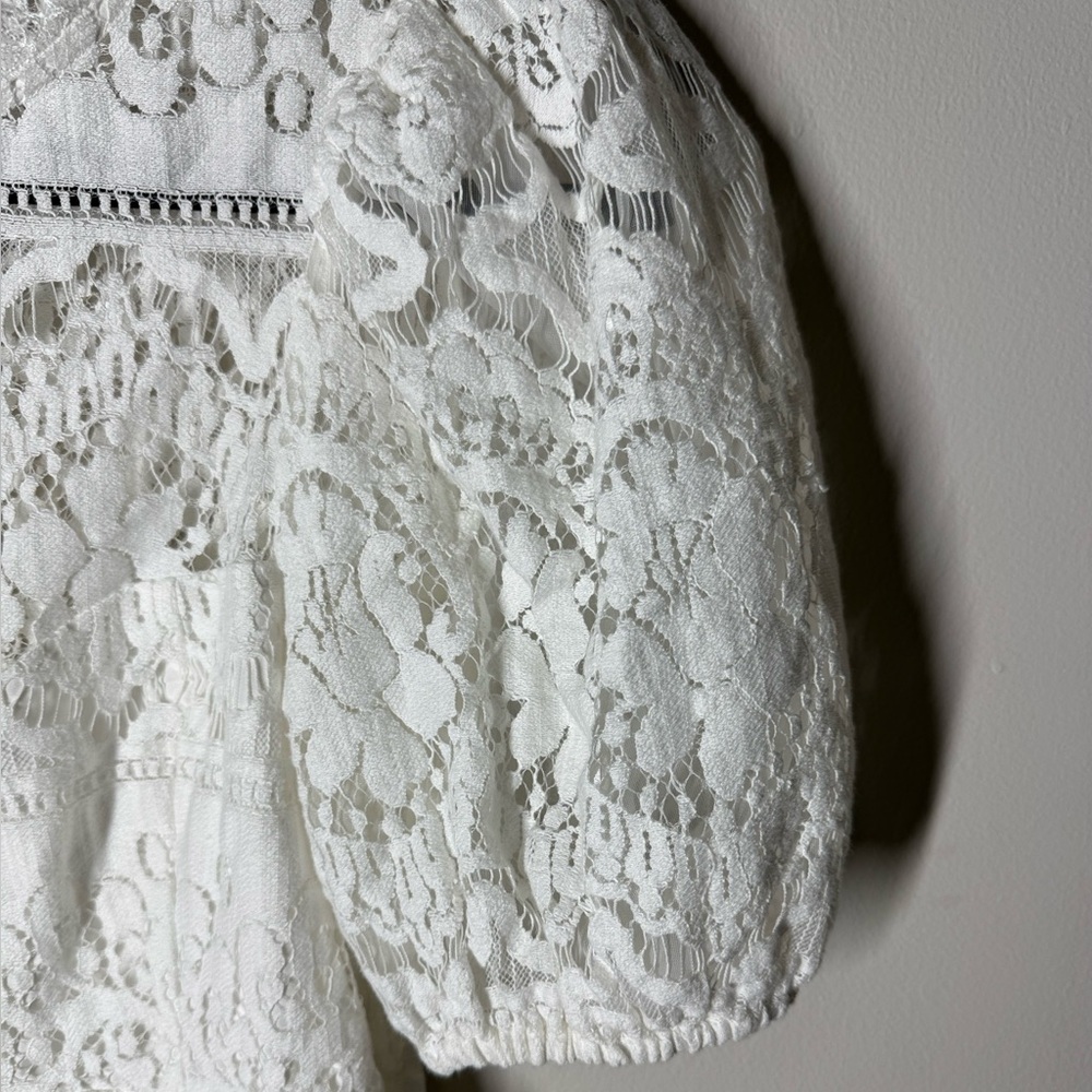 SAYLOR FERA White Women’s Lace Peplum Top Sz. S - Picture 4 of 12